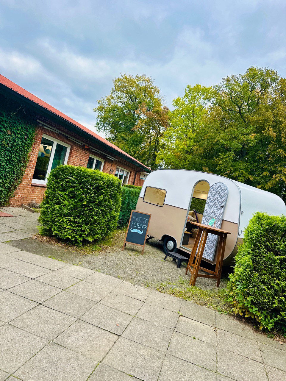 motto-fotobox-caravan-retro-wohnwagen-schwarzenbek